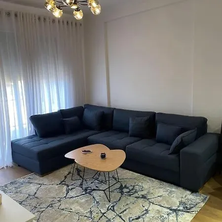 Comfy Cozy Apartment Tirana